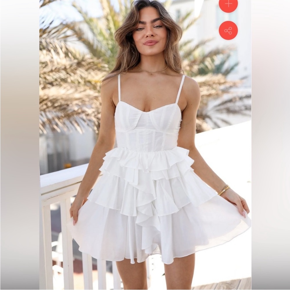 Really pretty white dress